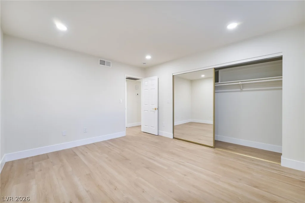5064 Spencer, Las Vegas, NV 89119