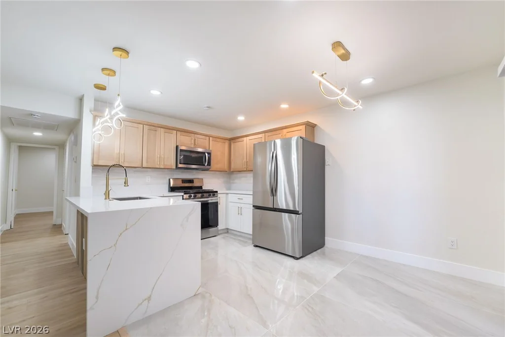 5064 Spencer, Las Vegas, NV 89119