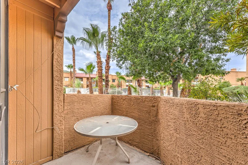 5150 Jones, Las Vegas, NV 89118