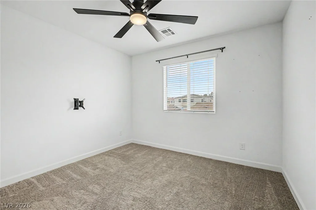 1880 Arcadian King Sun, Las Vegas, NV 89106
