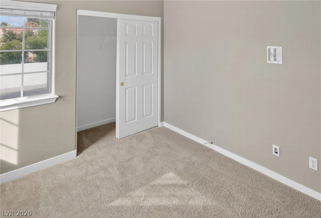 1840 Shirewick, Las Vegas, NV 89117