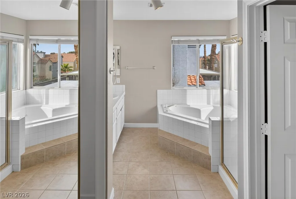 1840 Shirewick, Las Vegas, NV 89117