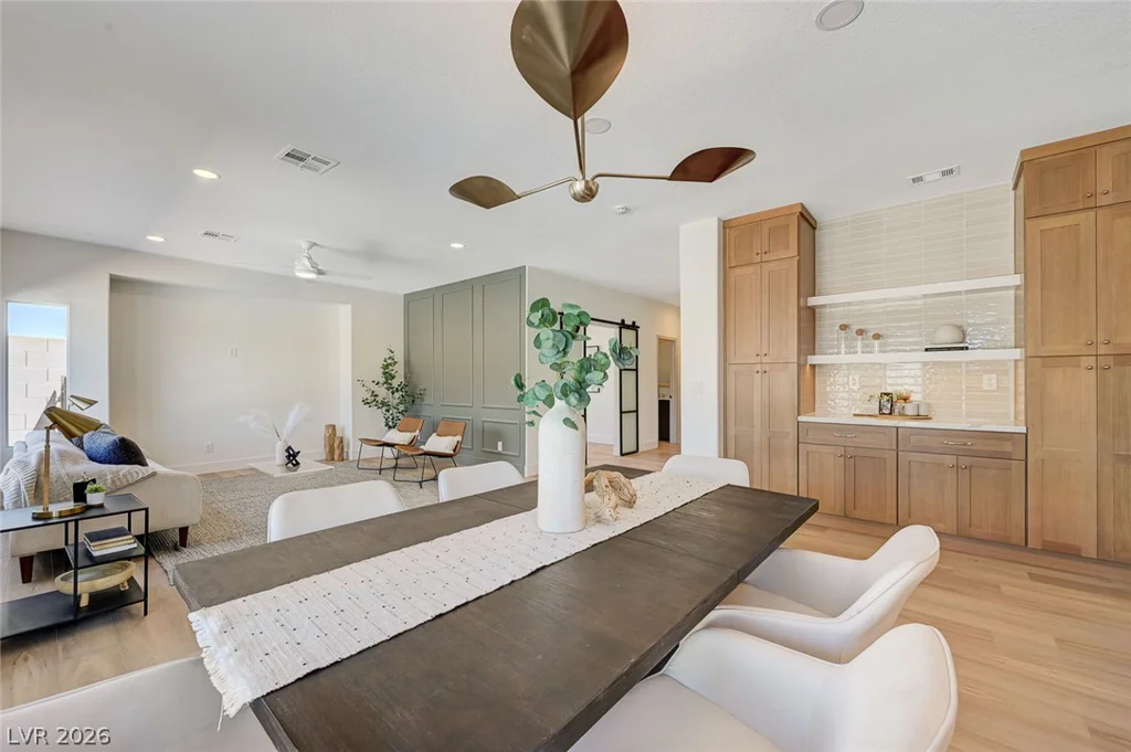 10600 Olivebranch, Las Vegas, NV 89144