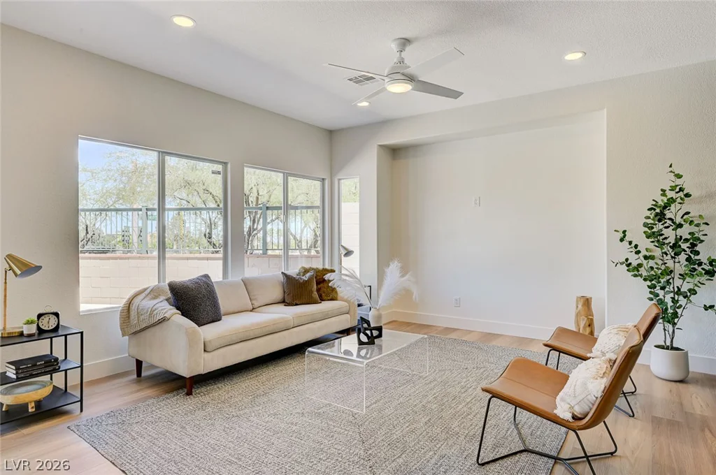 10600 Olivebranch, Las Vegas, NV 89144