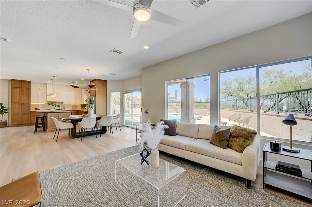 10600 Olivebranch, Las Vegas, NV 89144