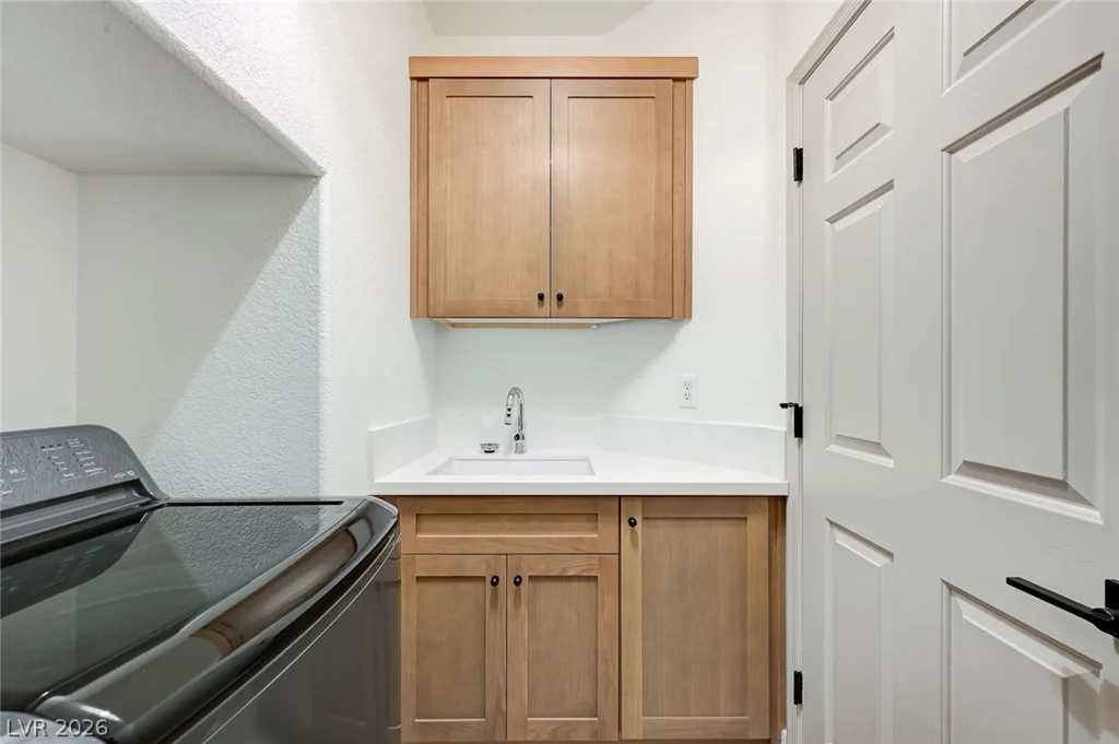 10600 Olivebranch, Las Vegas, NV 89144