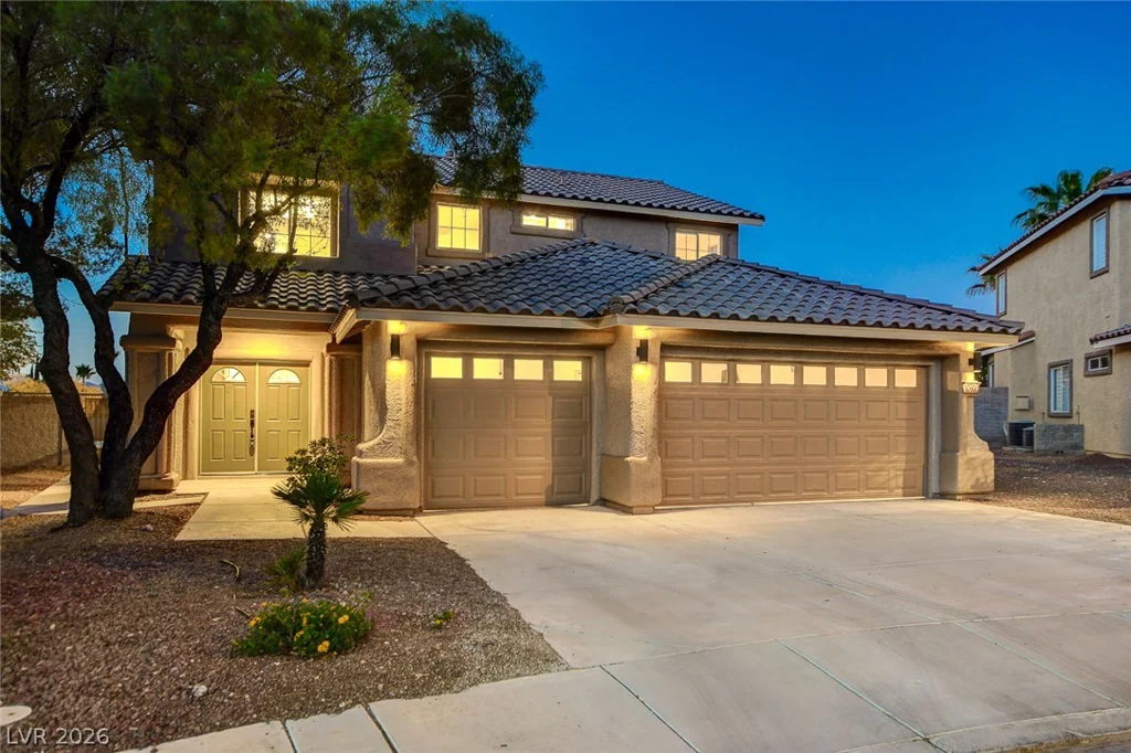 10600 Olivebranch, Las Vegas, NV 89144
