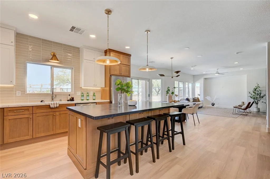 10600 Olivebranch, Las Vegas, NV 89144
