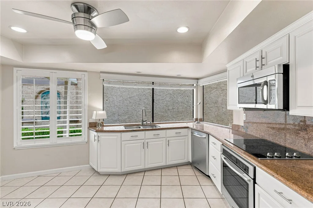 2312 Plaza Del Prado, Las Vegas, NV 89102