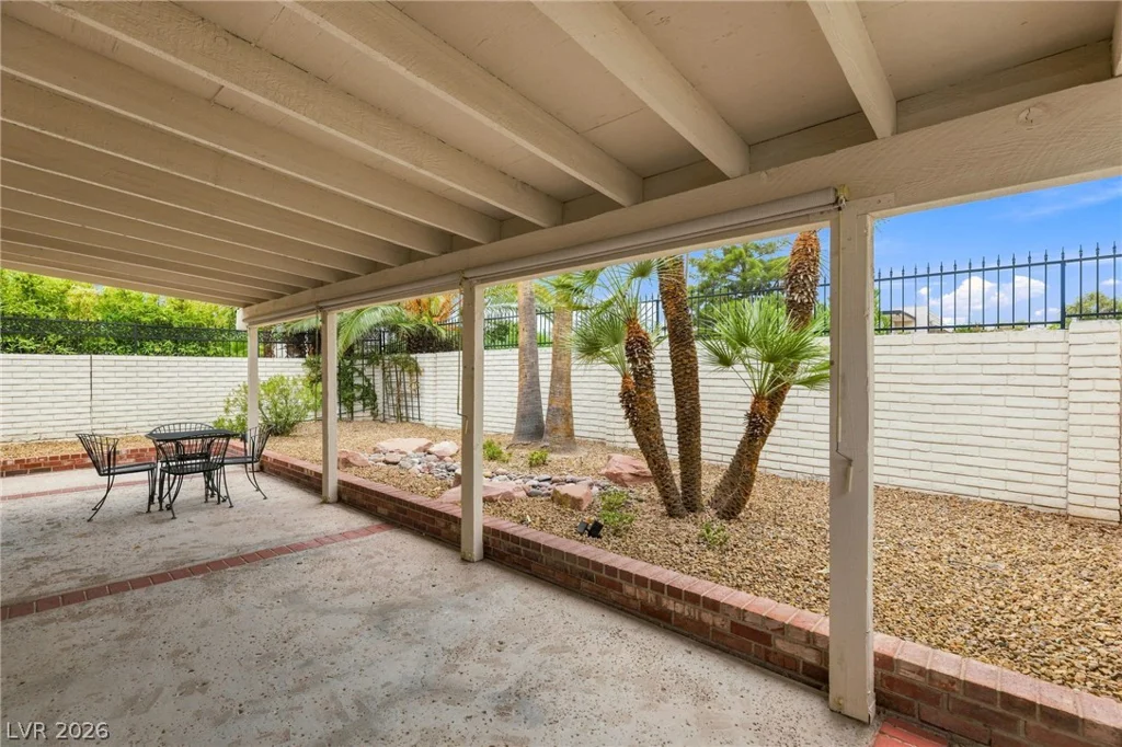 2312 Plaza Del Prado, Las Vegas, NV 89102