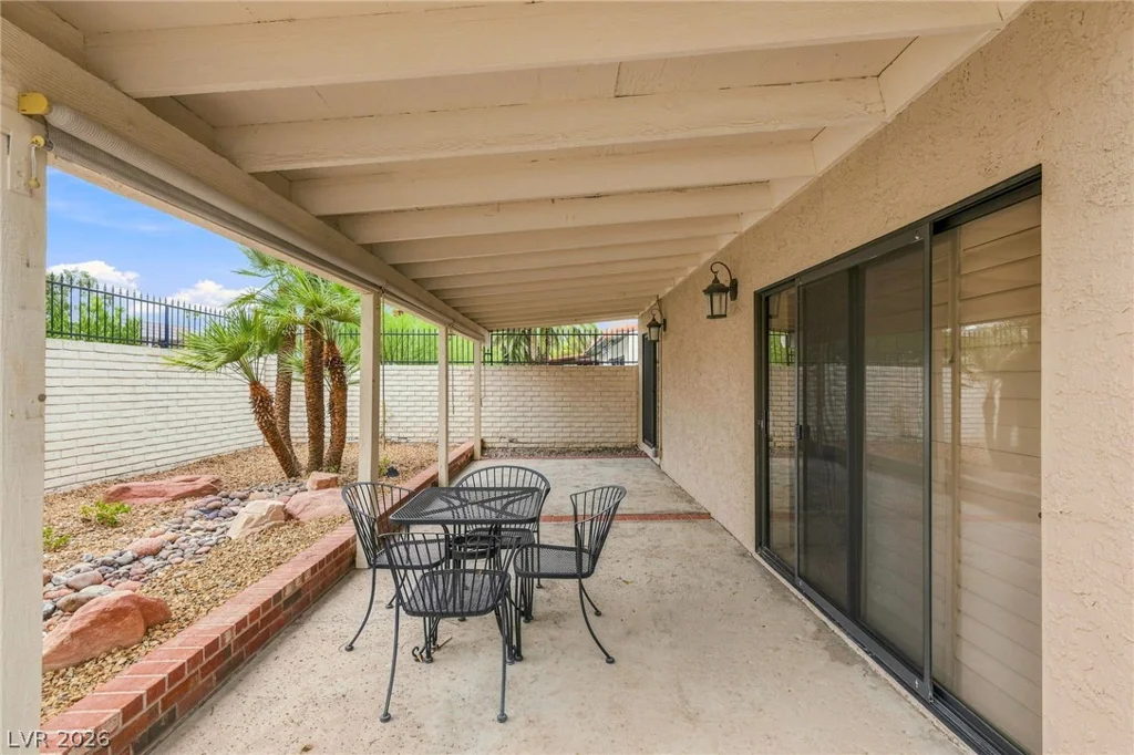 2312 Plaza Del Prado, Las Vegas, NV 89102