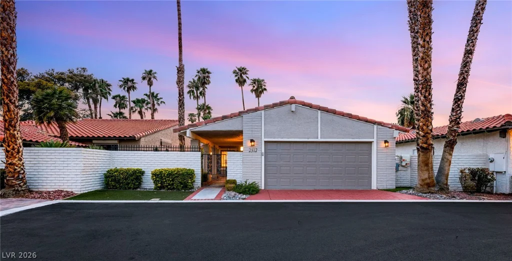 2312 Plaza Del Prado, Las Vegas, NV 89102