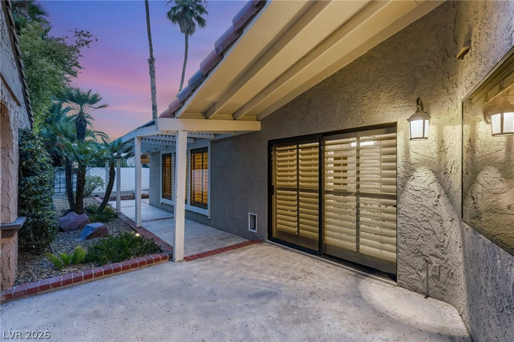 2312 Plaza Del Prado, Las Vegas, NV 89102