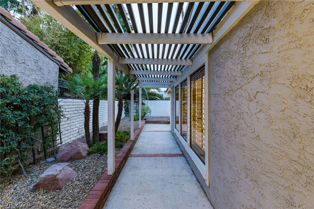 2312 Plaza Del Prado, Las Vegas, NV 89102