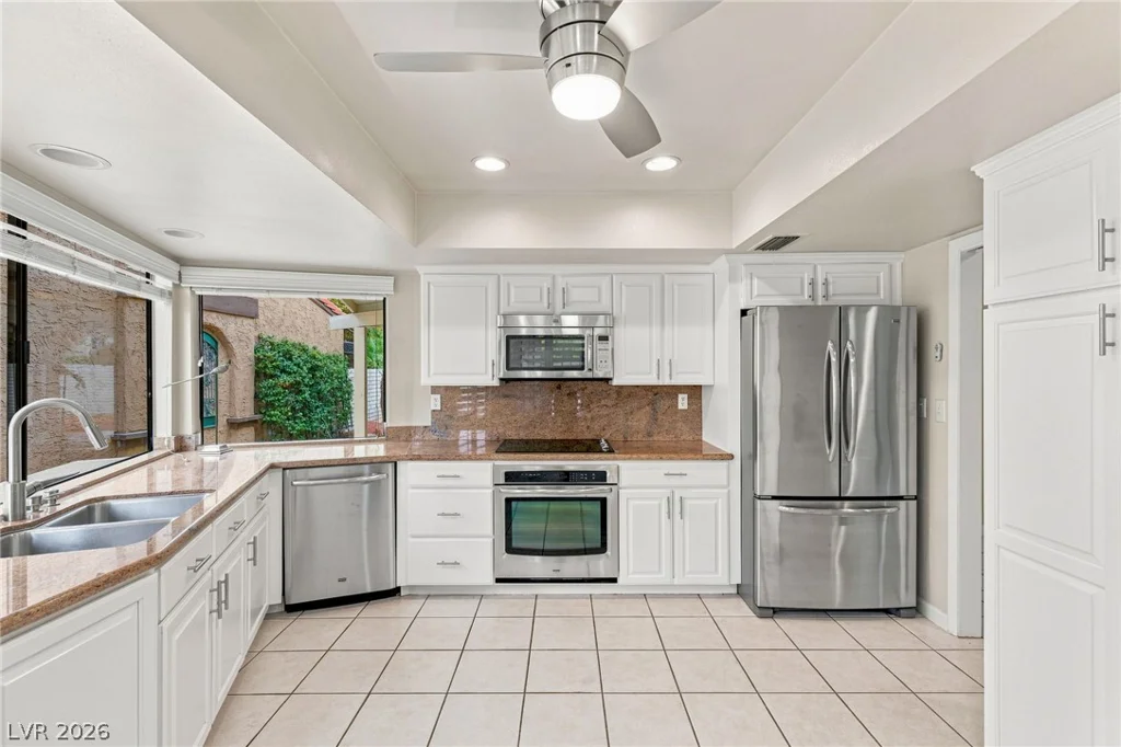 2312 Plaza Del Prado, Las Vegas, NV 89102