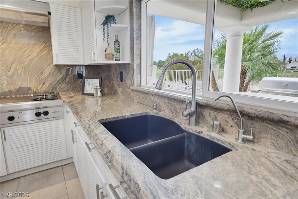 7456 Orange Haze, Las Vegas, NV 89149