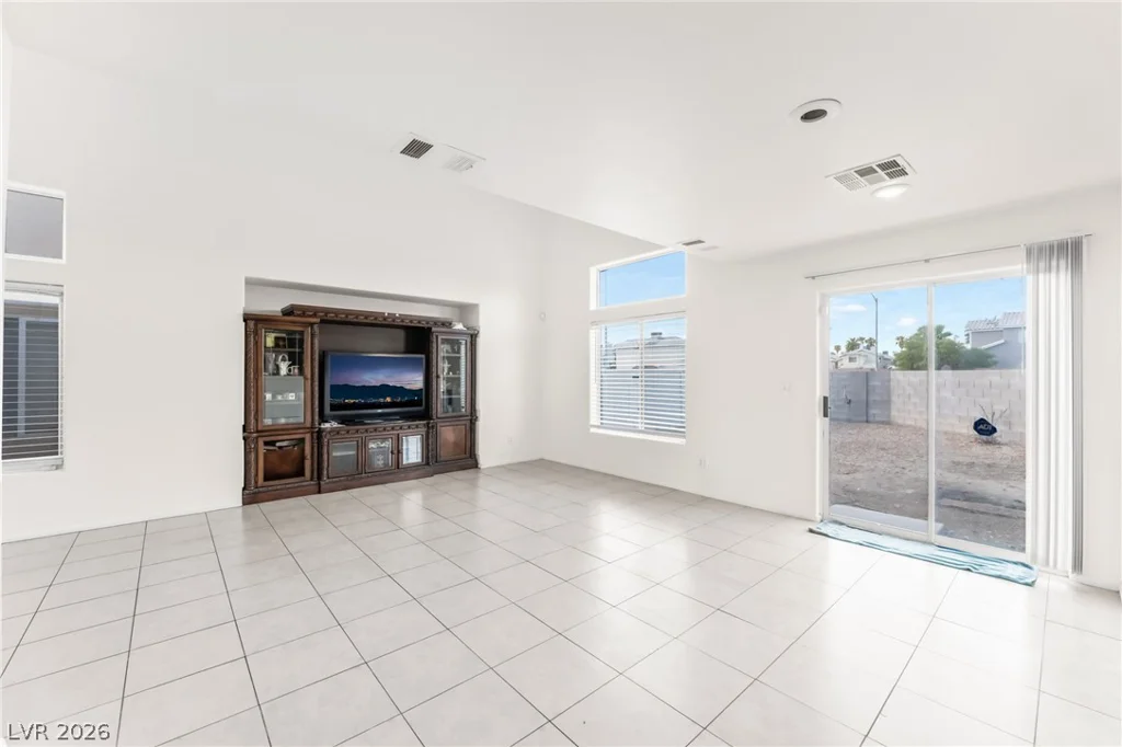 5942 Sleepy Fawn, Las Vegas, NV 89142