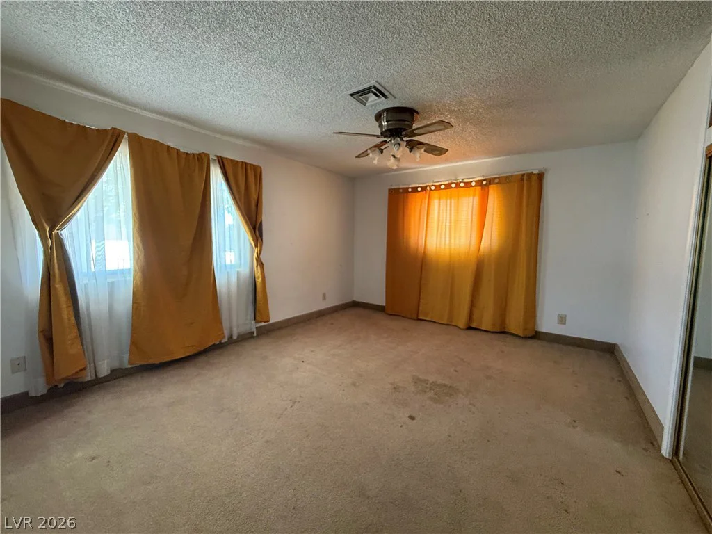 1560 Rocking Horse, Henderson, NV 89002