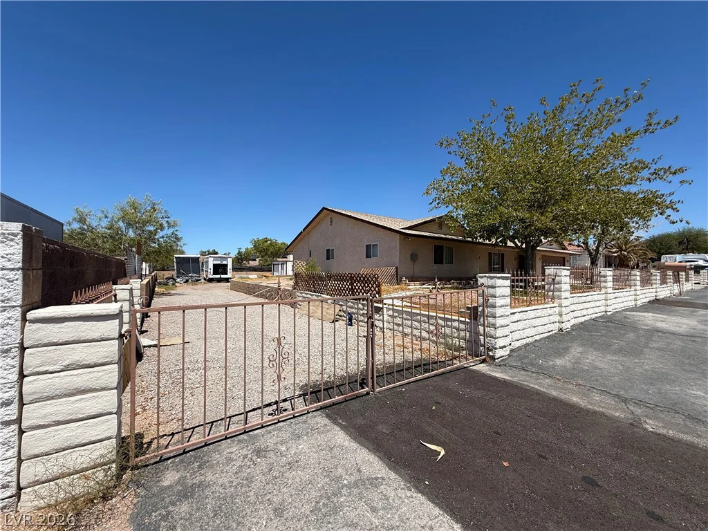 1560 Rocking Horse, Henderson, NV 89002
