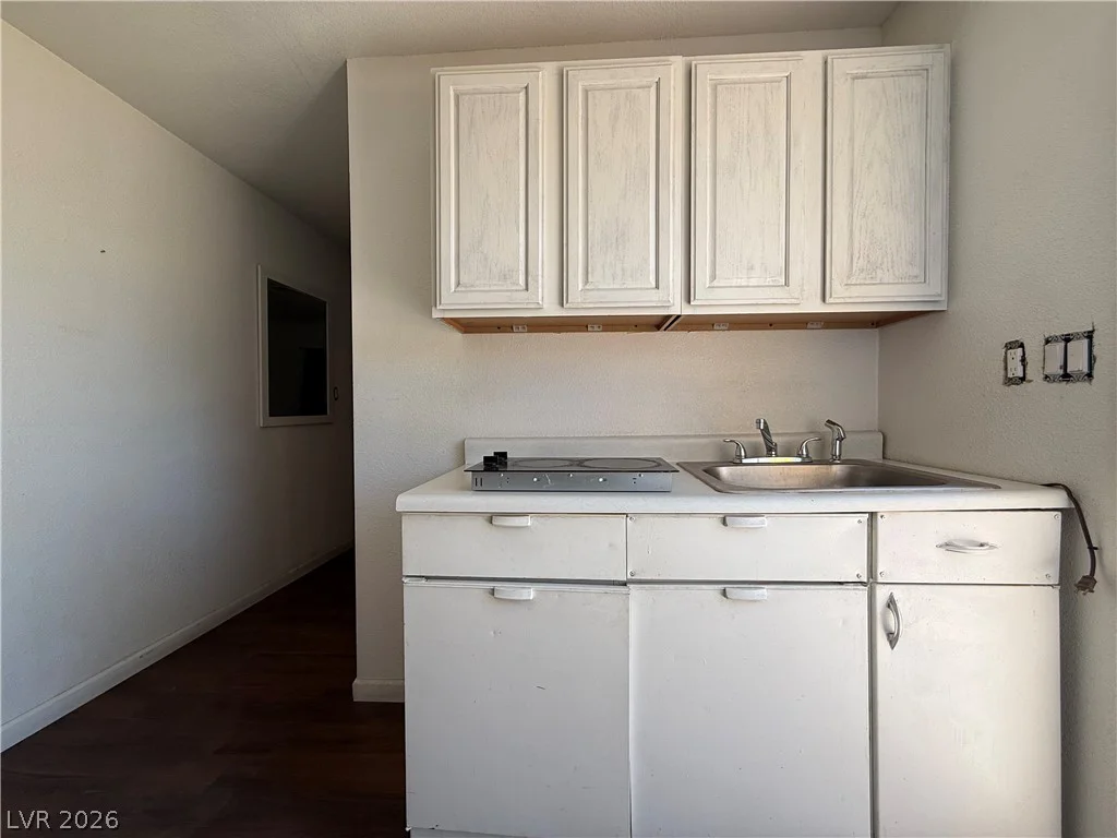 1560 Rocking Horse, Henderson, NV 89002