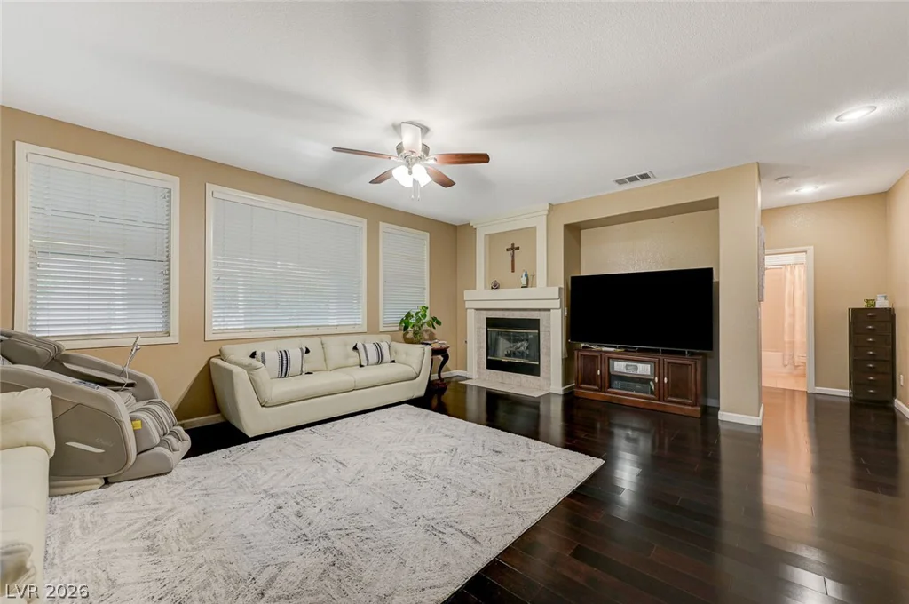 2733 Warm Rays, Henderson, NV 89052