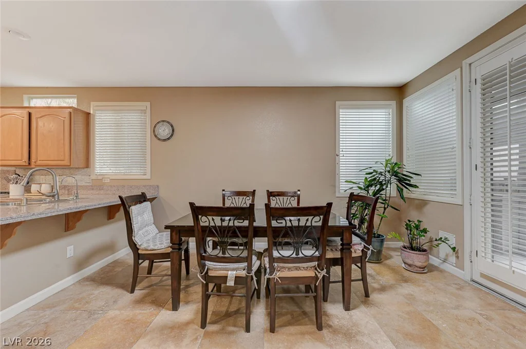 2733 Warm Rays, Henderson, NV 89052