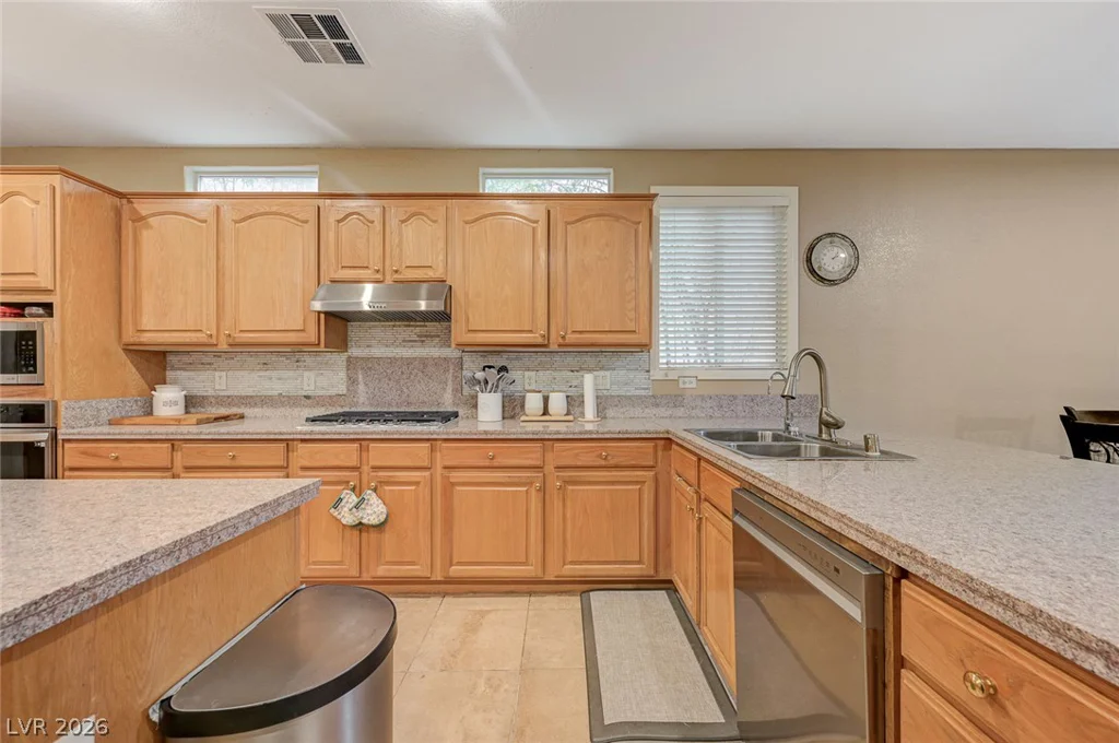 2733 Warm Rays, Henderson, NV 89052