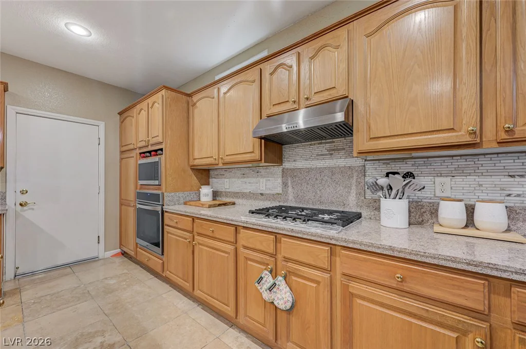 2733 Warm Rays, Henderson, NV 89052