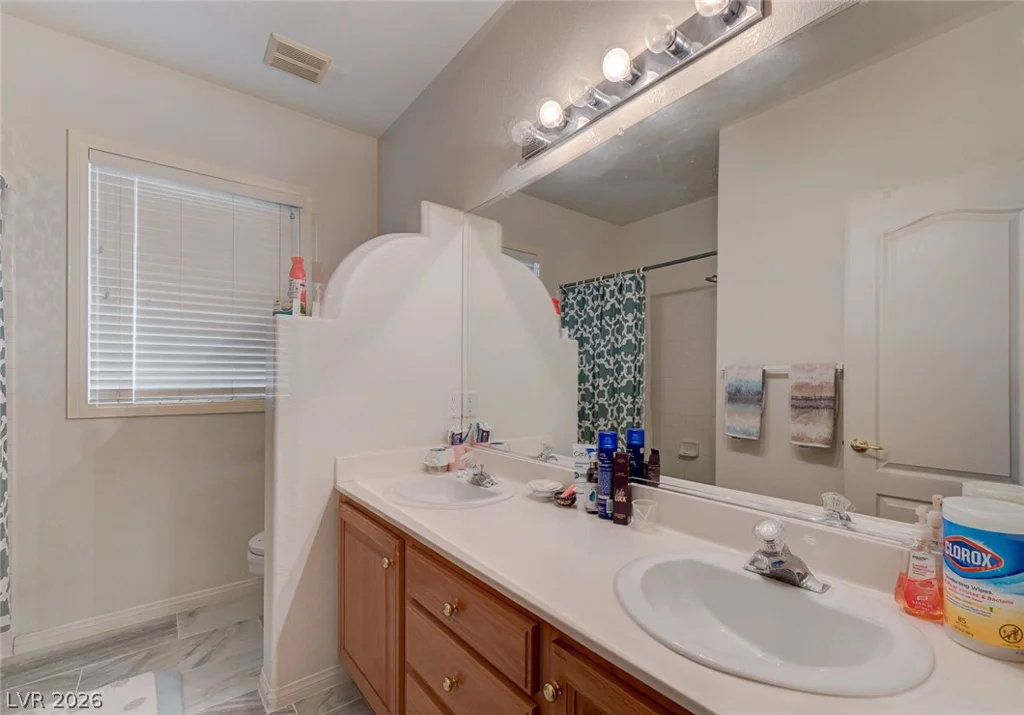 2733 Warm Rays, Henderson, NV 89052