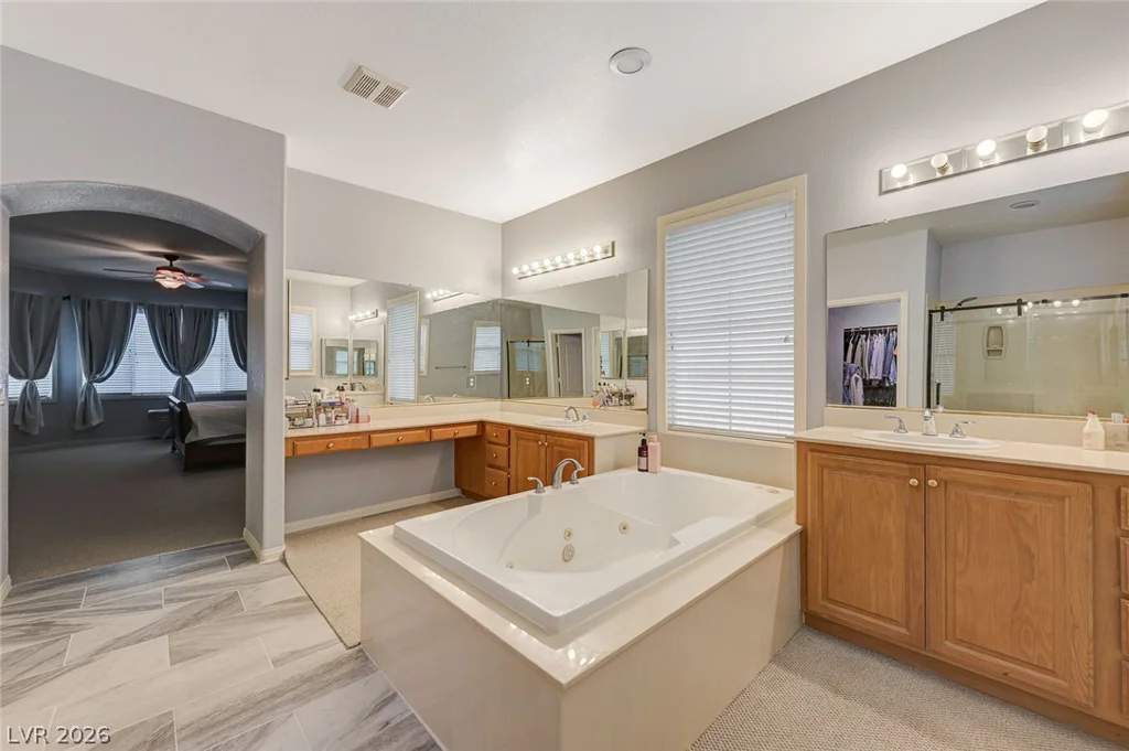 2733 Warm Rays, Henderson, NV 89052