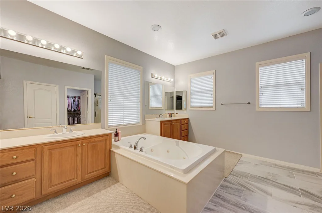 2733 Warm Rays, Henderson, NV 89052
