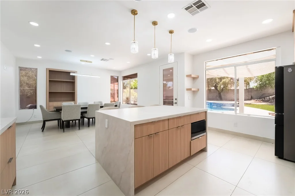8253 Ruby Mountain, Las Vegas, NV 89128