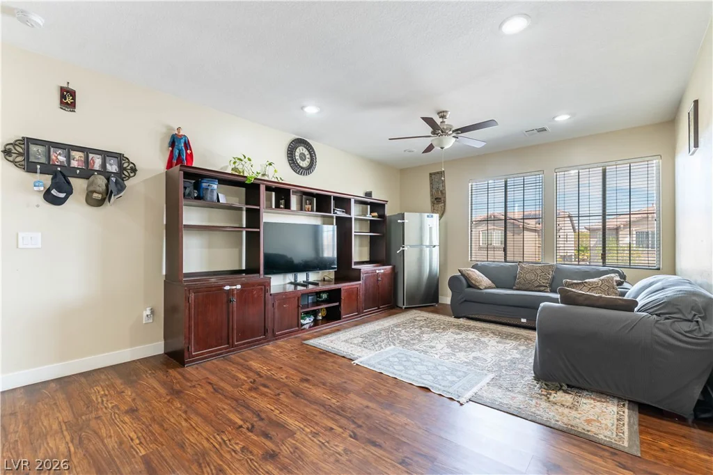 9177 Cantina Creek, Las Vegas, NV 89178