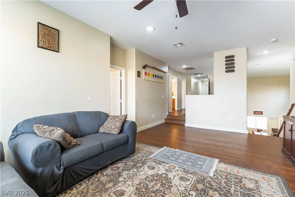 9177 Cantina Creek, Las Vegas, NV 89178