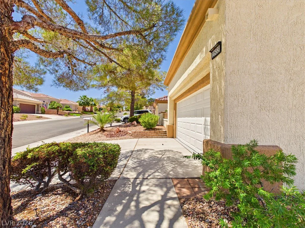 2833 Breakers Creek, Las Vegas, NV 89134