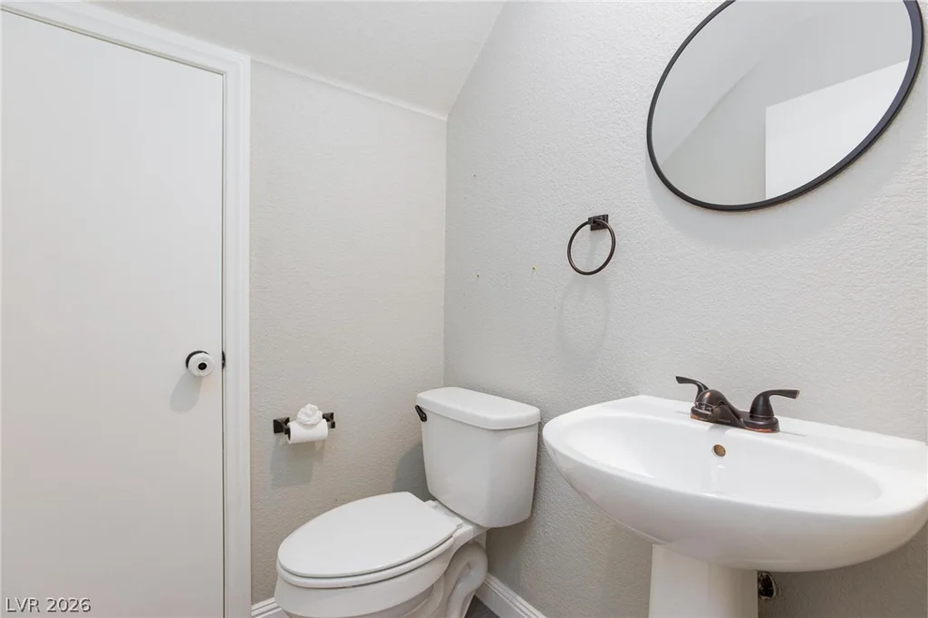 6521 Raven Hall, North Las Vegas, NV 89084