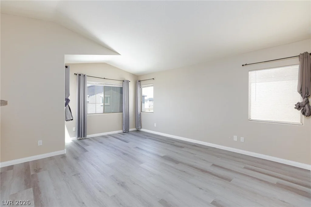 6521 Raven Hall, North Las Vegas, NV 89084