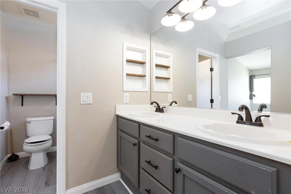 6521 Raven Hall, North Las Vegas, NV 89084
