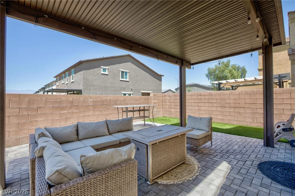 6521 Raven Hall, North Las Vegas, NV 89084