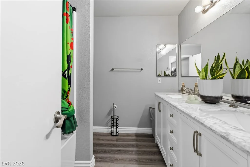1934 Ona Marie, North Las Vegas, NV 89032