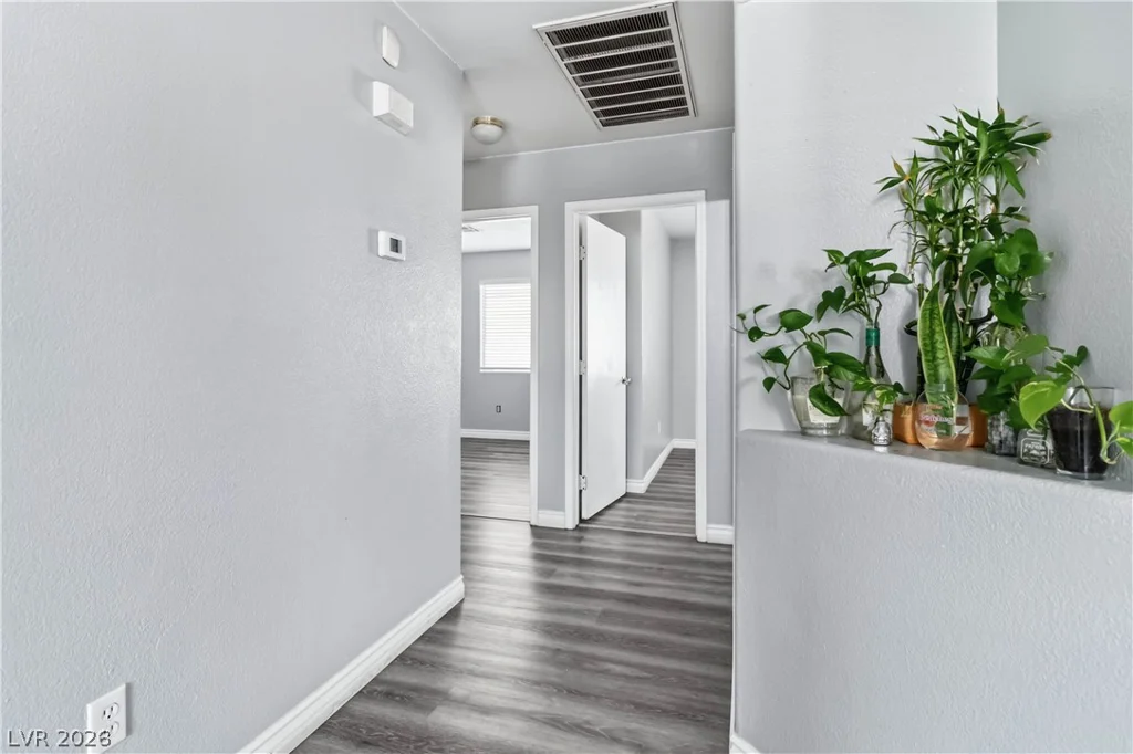 1934 Ona Marie, North Las Vegas, NV 89032
