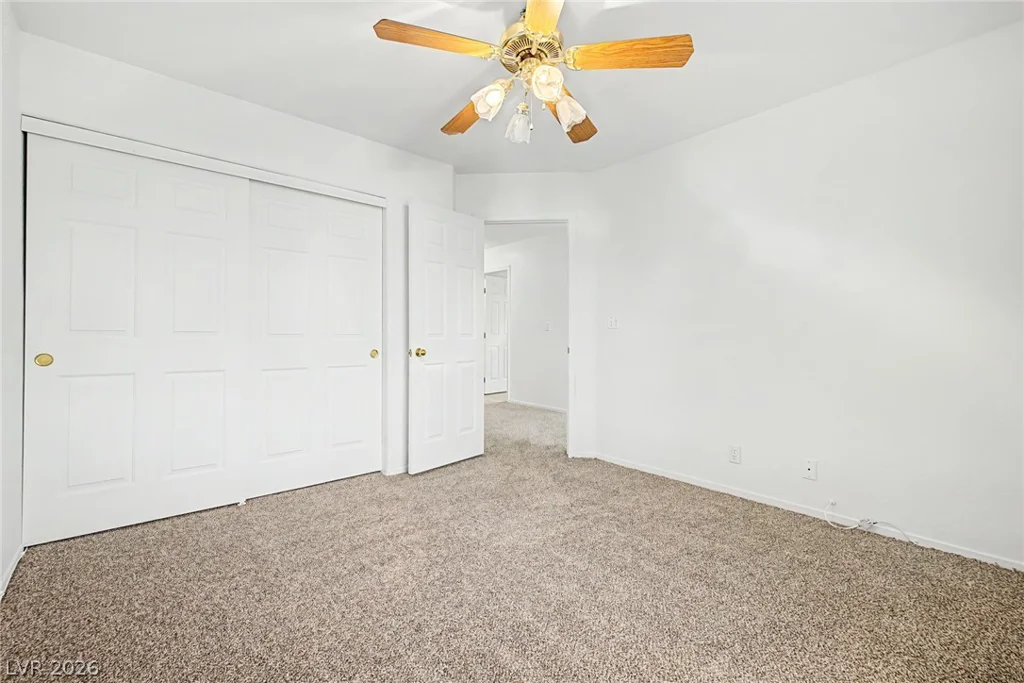 7782 Meadow Creek, Las Vegas, NV 89123