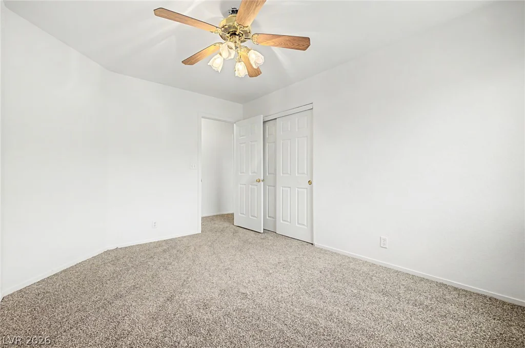 7782 Meadow Creek, Las Vegas, NV 89123