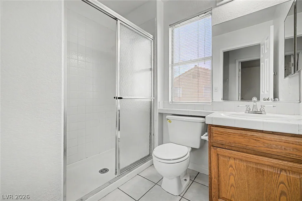 7782 Meadow Creek, Las Vegas, NV 89123
