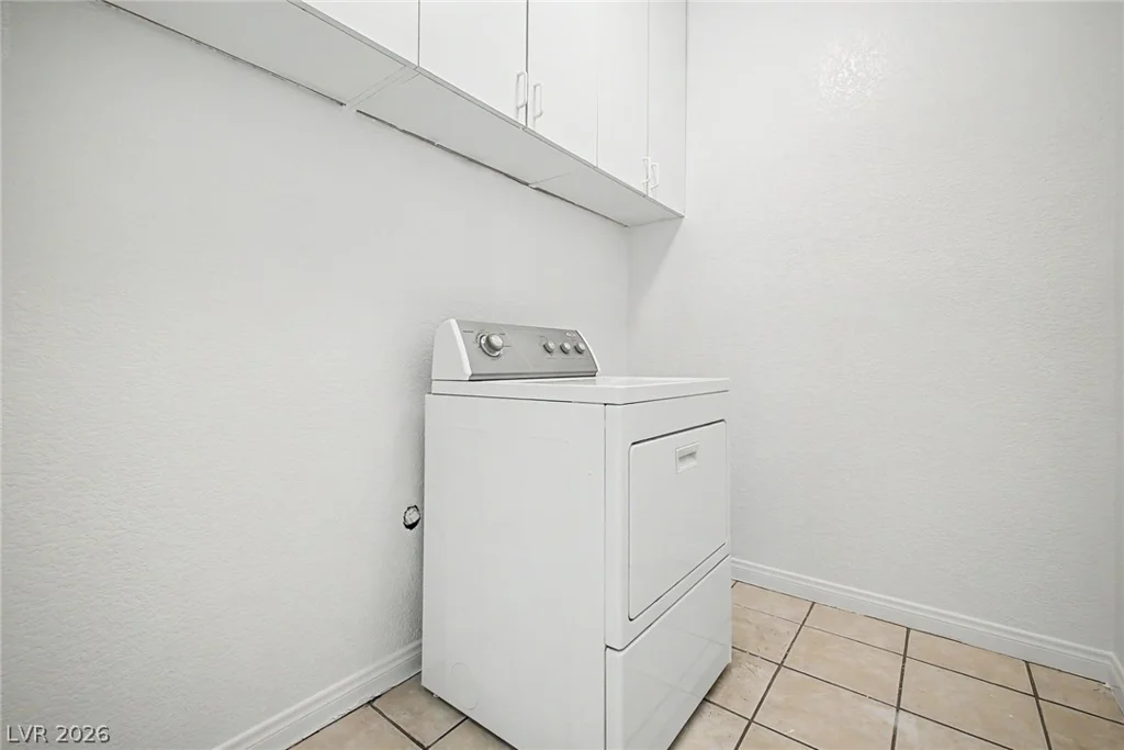 7782 Meadow Creek, Las Vegas, NV 89123