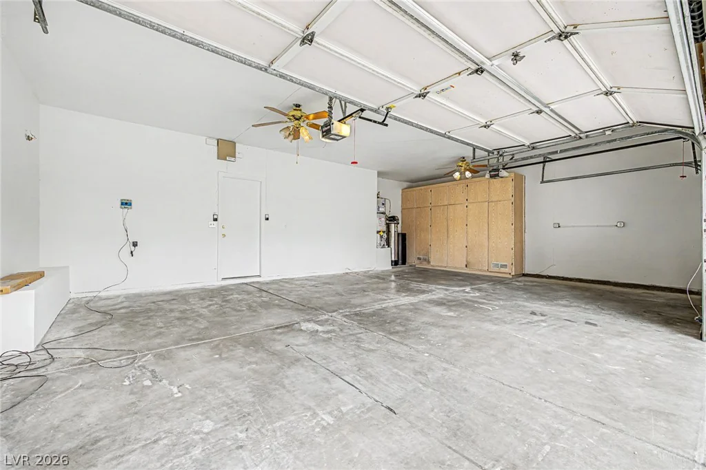 7782 Meadow Creek, Las Vegas, NV 89123