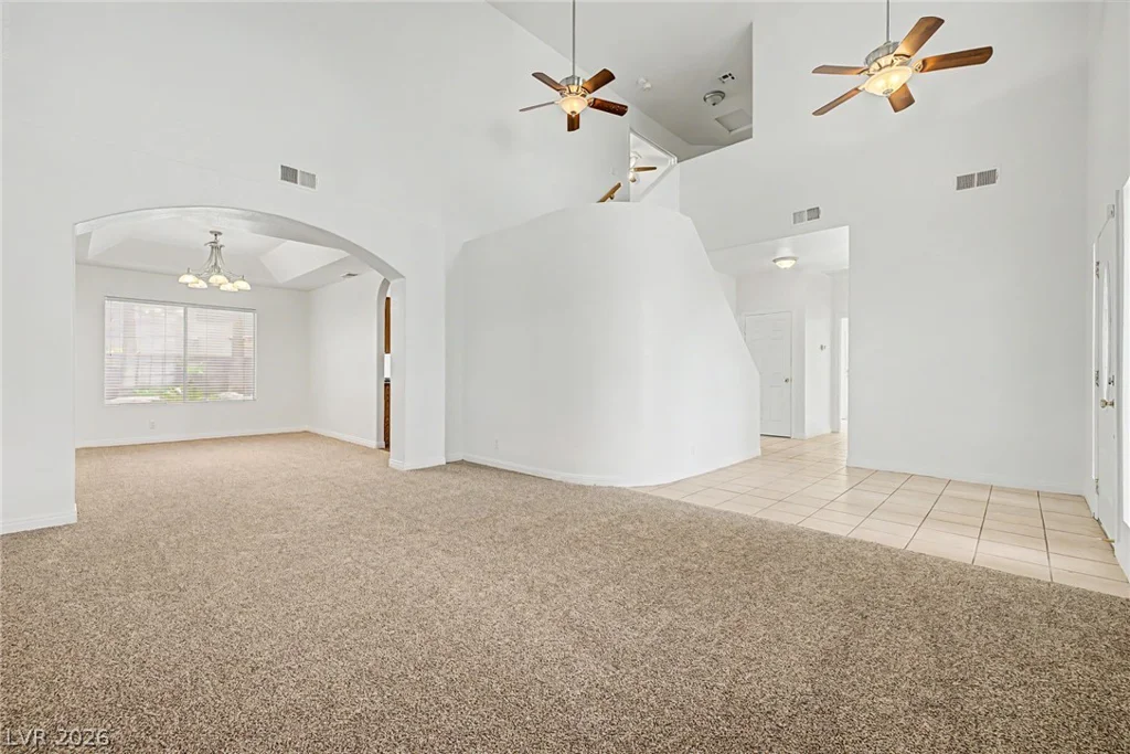 7782 Meadow Creek, Las Vegas, NV 89123