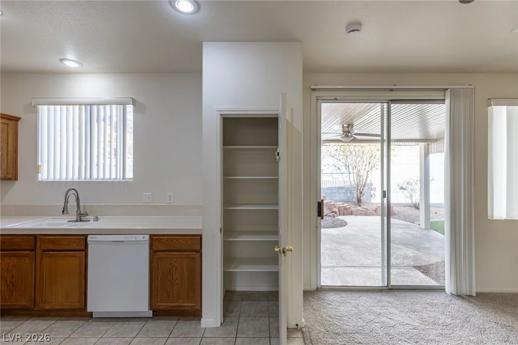 98 Glendive, Henderson, NV 89012
