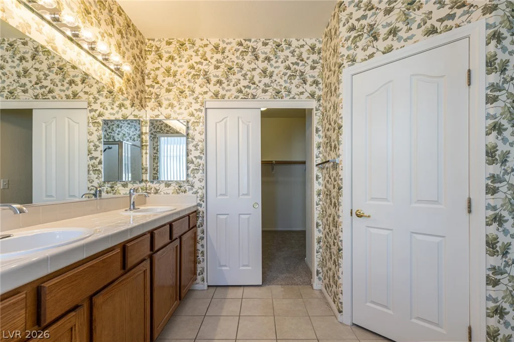 98 Glendive, Henderson, NV 89012