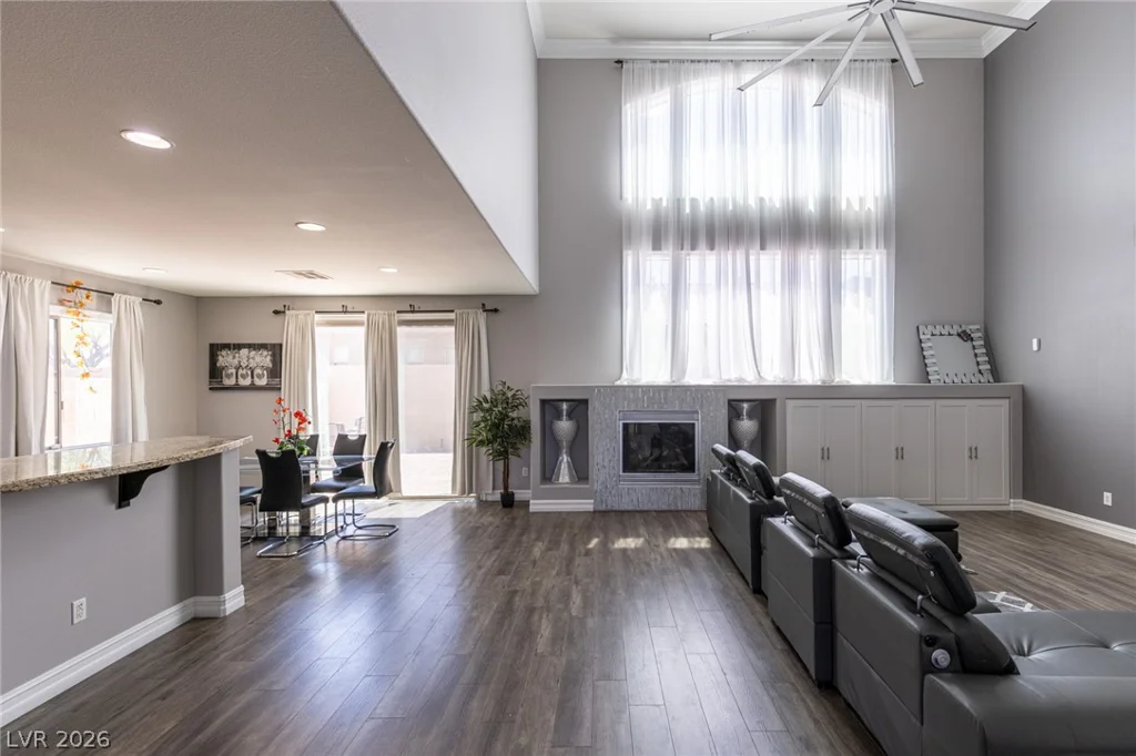 10017 Scenic Walk, Las Vegas, NV 89149